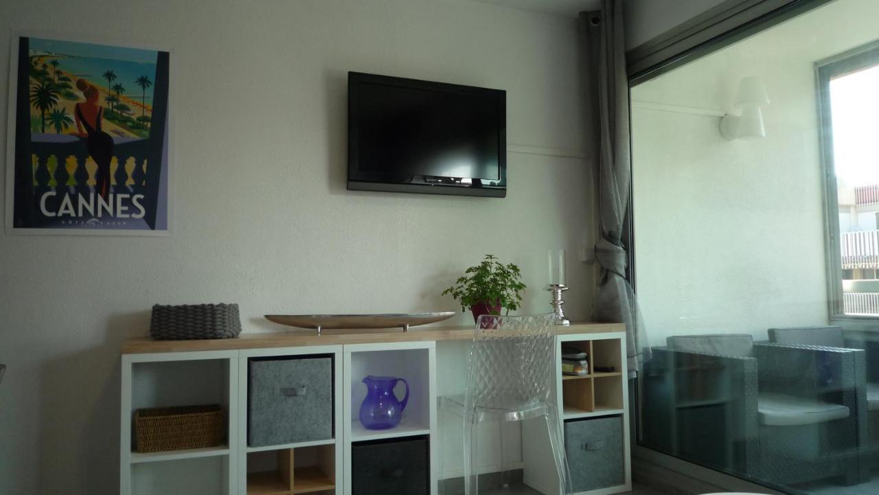Appartementfrontdemersaintraphaelsantalucia Luaran gambar