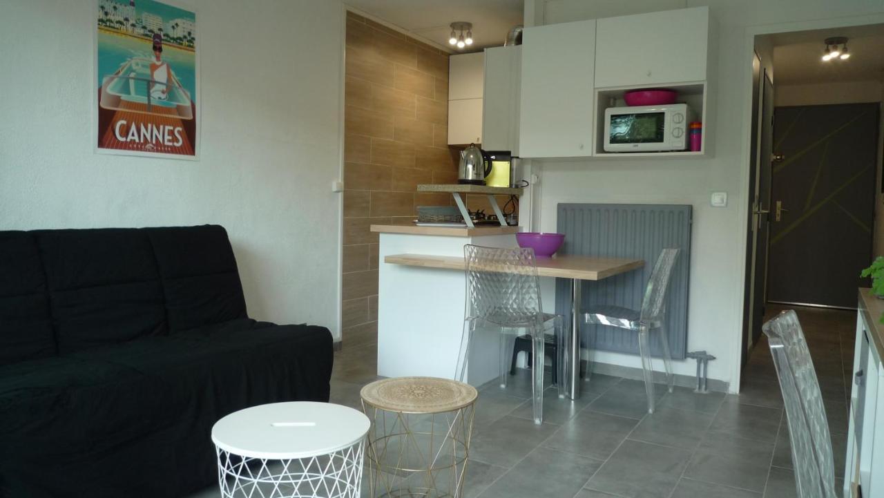 Appartementfrontdemersaintraphaelsantalucia Luaran gambar